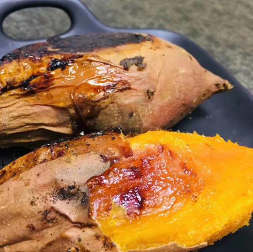 『山东烟薯25』黄瓤泛红，甜糯流油，甜的浓烈，咬下去后唇齿间甜香无比，一吃就上瘾，完全停不下来 商品图4