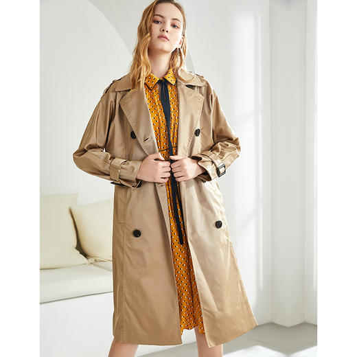 EITIE爱特爱秋季新款洋气复古宽松百搭显瘦双排扣风衣外套女6004713 商品图8