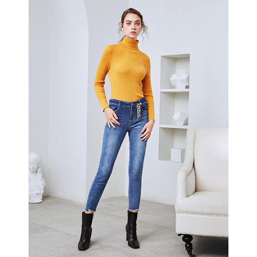 EITIE爱特爱秋季新款气质简约纯色百搭高领针织打底衫套头女6001705 商品图11