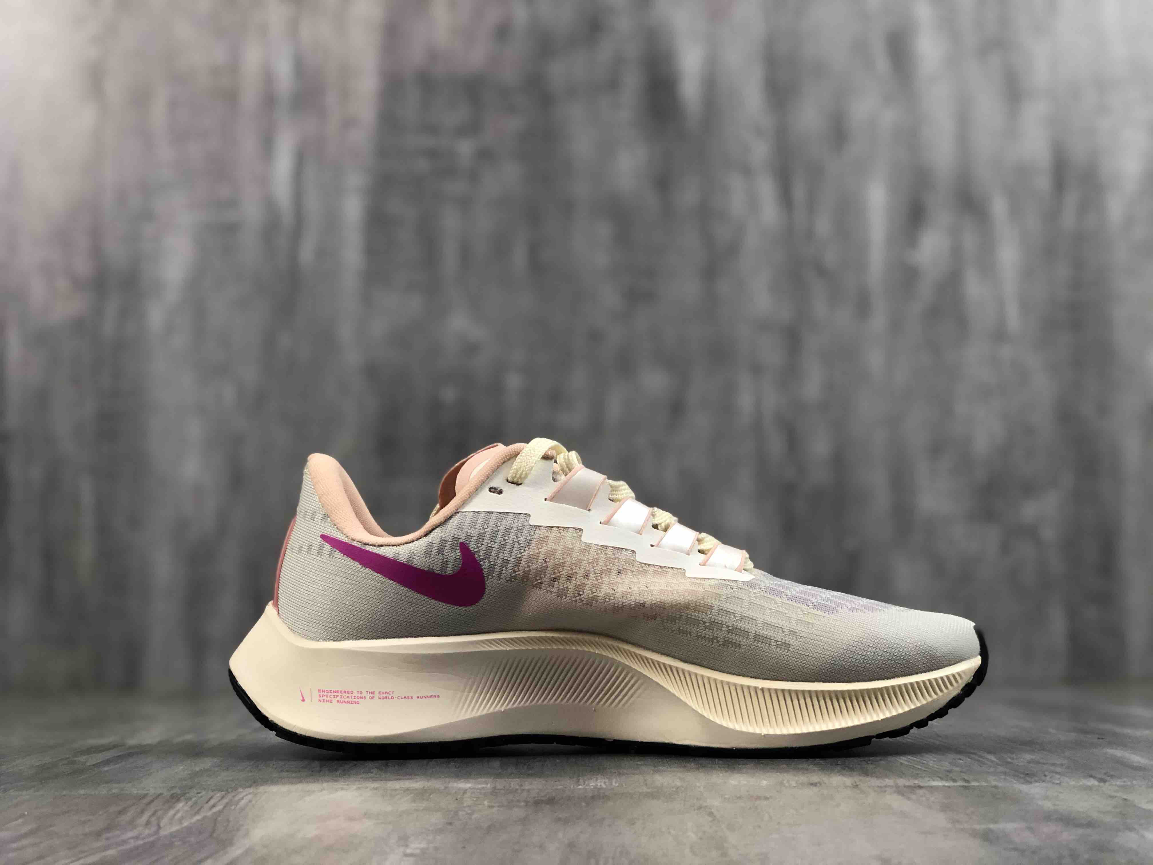(买乐特惠)44-45码多色入 air zoom pegasus 37 登月37代跑步鞋内置