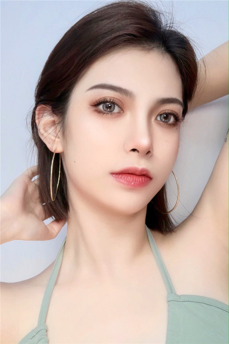 阿蒂仙灰灰色单品珊瑚红褐色加细碎点状花纹