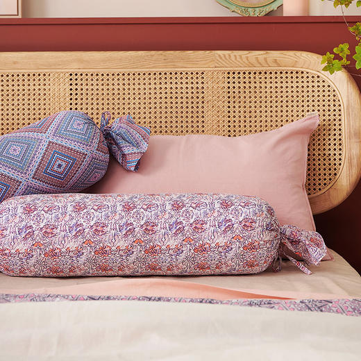 糖果枕圆柱形抱枕夹腿床上靠枕侧睡枕 商品图3