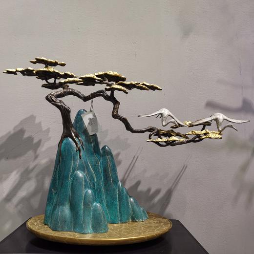 瑞鹤迎松 纯铜热着色 新中式家居客厅玄关高档家居摆件 时尚 大气 精美 铜艺 摆件 商品图0