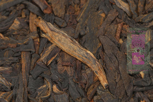 十八年陈 蜜香烟韵 下关铁饼T8633（2005） 商品图6