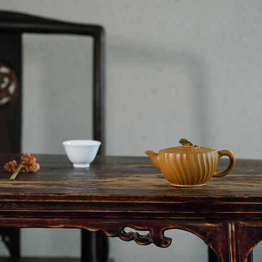 龙德堂陶艺 汤宣武制 《蝶恋花》 原矿黄金段 220cc(库存请咨询客服) 商品图0