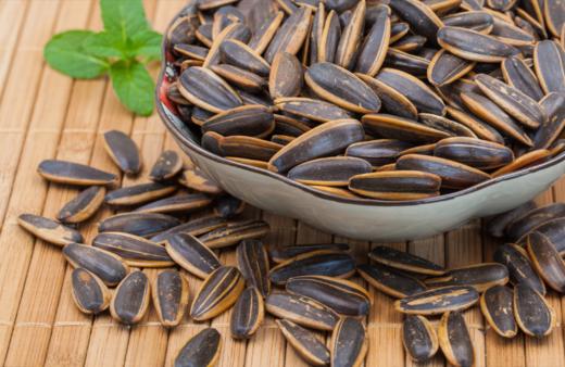 【1斤起售】散焦糖味瓜子/散称水煮小花生 商品图0