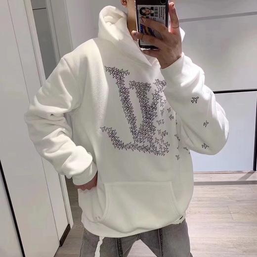 点此购买lv黑白两色飞机满印连帽卫衣ks157748