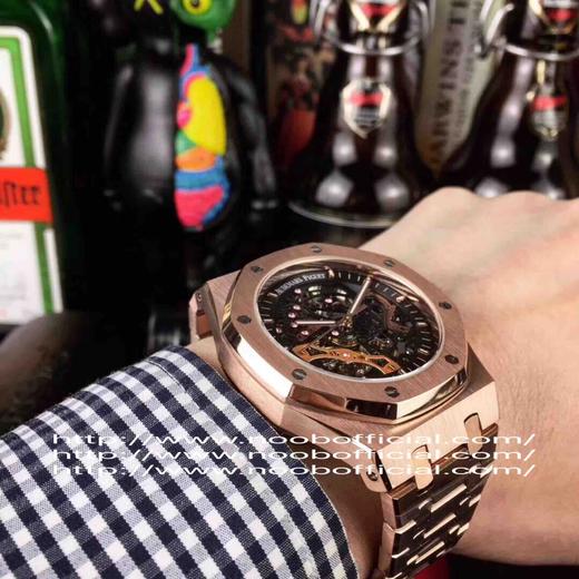 🎩爱彼 AP 镀膜玻璃 42mm*15mm 精钢表带配AP字样原装扣 搭载自动上链机芯 八角拉砂钢壳配镂空飞轮面 冷酷 霸气 不一样的硬汉 商品图11