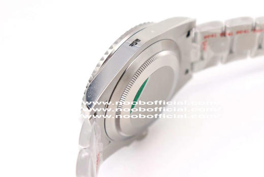 NOOB official劳li士潜航者系列V11升级版黑水鬼，Cal.3135机芯，整个陶瓷圈脱胎换骨，蓝色游丝，进口KIF避震器，男士腕表，自动机械机芯，精钢表带，密底。 商品图13