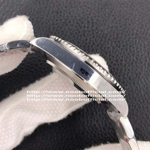 NOOB official劳li士潜航者系列V11升级版黑水鬼，Cal.3135机芯，整个陶瓷圈脱胎换骨，蓝色游丝，进口KIF避震器，男士腕表，自动机械机芯，精钢表带，密底。 商品图6