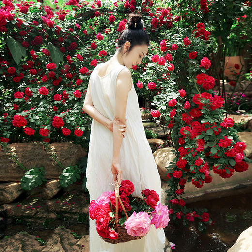 仙气飘飘连衣裙 | 杨丽萍同款 | 白色系美裙 | 现货加急发 商品图4