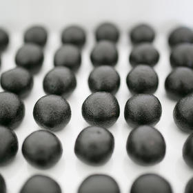 九蒸九晒黑芝麻丸 | 有机芝麻，传统石磨，铜锅炒制，九蒸九晒一次不少，来自1700多年前的养发名方！