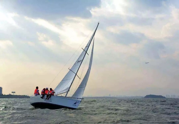海岛ktv,荧光晚会,sup花样浆板,帆船出海,浮潜体验(深圳2天)