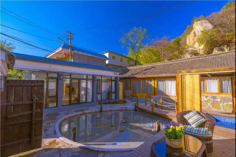 北京 怀柔 两居室独栋小院 平日住宿一晚 农家营养早餐 特色服装体验 秋夜流金烤串大礼包 免费提供烧烤工具 仙女烟花棒