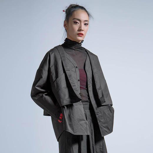 夜泊鸿门假两件外套   现货 商品图1