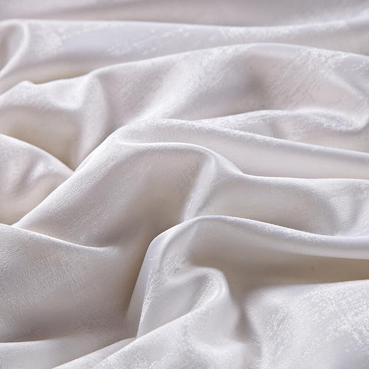 恒源祥TSB1004-2流光冰沁蚕丝被2米 商品图4