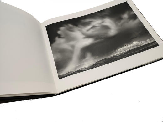 《黑白山河祭》郭际/四川美术出版社 商品图10