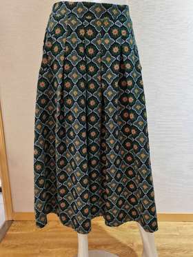 2F诗言志半裙Q20502