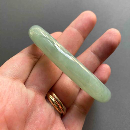 糯冰种晴水绿圆条手镯58 商品图7