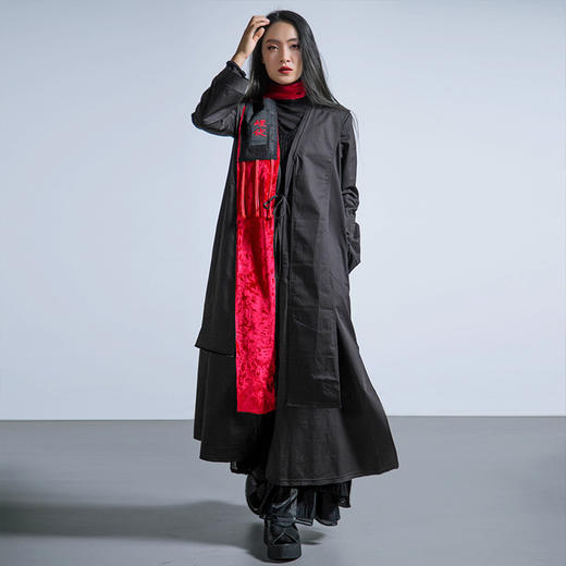 江东过客刺绣长外套 商品图2