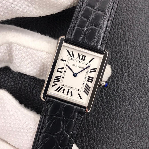 ding级版本 卡di亚TANK 坦克系列女士腕表，表盘尺寸：小号31X24mm 中号33X27mm,原装瑞士朗达石英机芯 商品图2