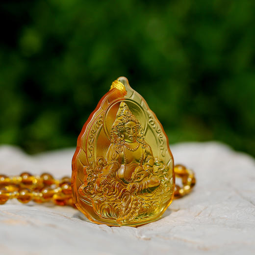 【免费结缘】黄财神琉璃吊坠,财源广进,免除贫穷和一切经济窘困.
