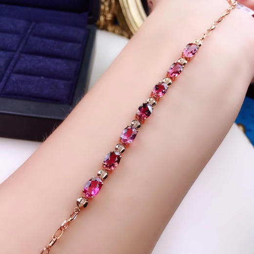 红碧玺手链天然红碧玺手链18k金镶嵌钻石主石46克拉钻石24颗总重41克