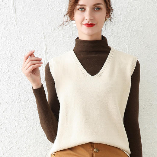 【99元任选2件】针织背心马甲 无袖毛衣 坎肩针织 套头v领 商品图1