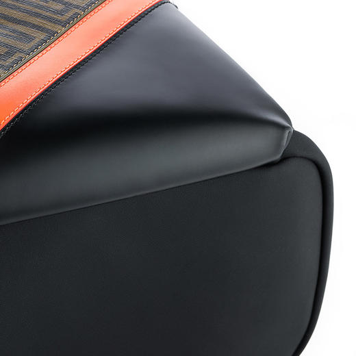 卓凡尼·华伦天奴 迈尔斯 休闲背包 GV0033XB 商品图2