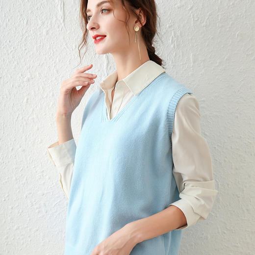 【99元任选2件】针织背心马甲 无袖毛衣 坎肩针织 套头v领 商品图2