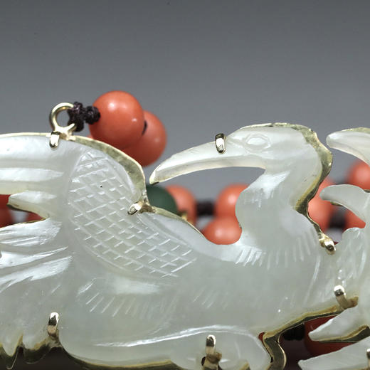 清代和田白玉仙鹤寿桃项链 商品图3