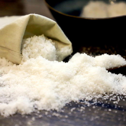 自营田园井盐不加碘无抗结剂无污染古法手工矿物盐450g盒