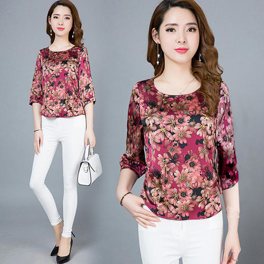 AYY-1143-KC春夏仿真丝女圆领七分袖碎花小衫 商品图0