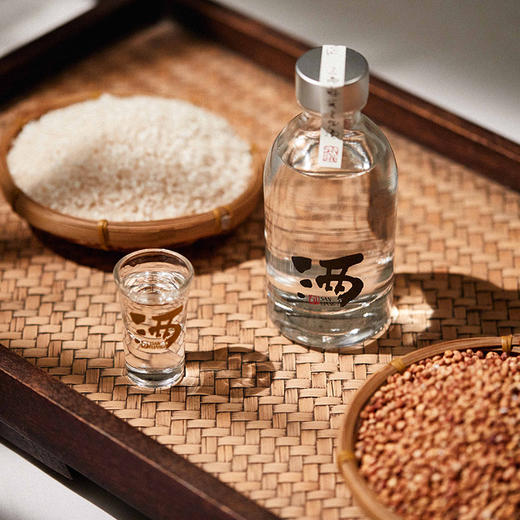 三两52°绵柔经典小白酒礼盒整箱装 150ml/瓶*9 商品图2