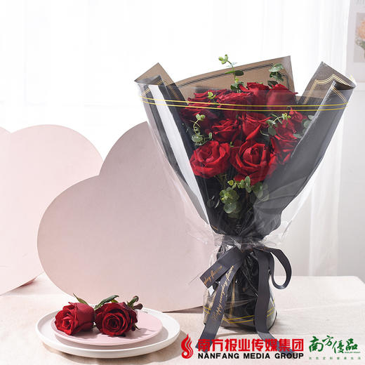 心跳 11枝红玫瑰花束 不含花瓶（72小时内发货） 商品图1
