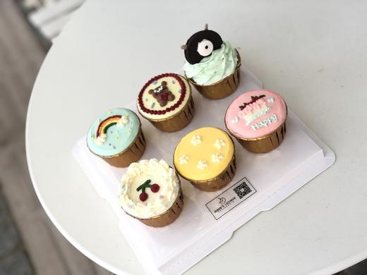 手绘卡通纸杯蛋糕可定制图案 商品图0