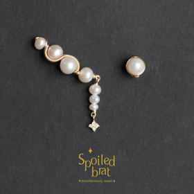 spoiledbat jewelry不对称珍珠耳环