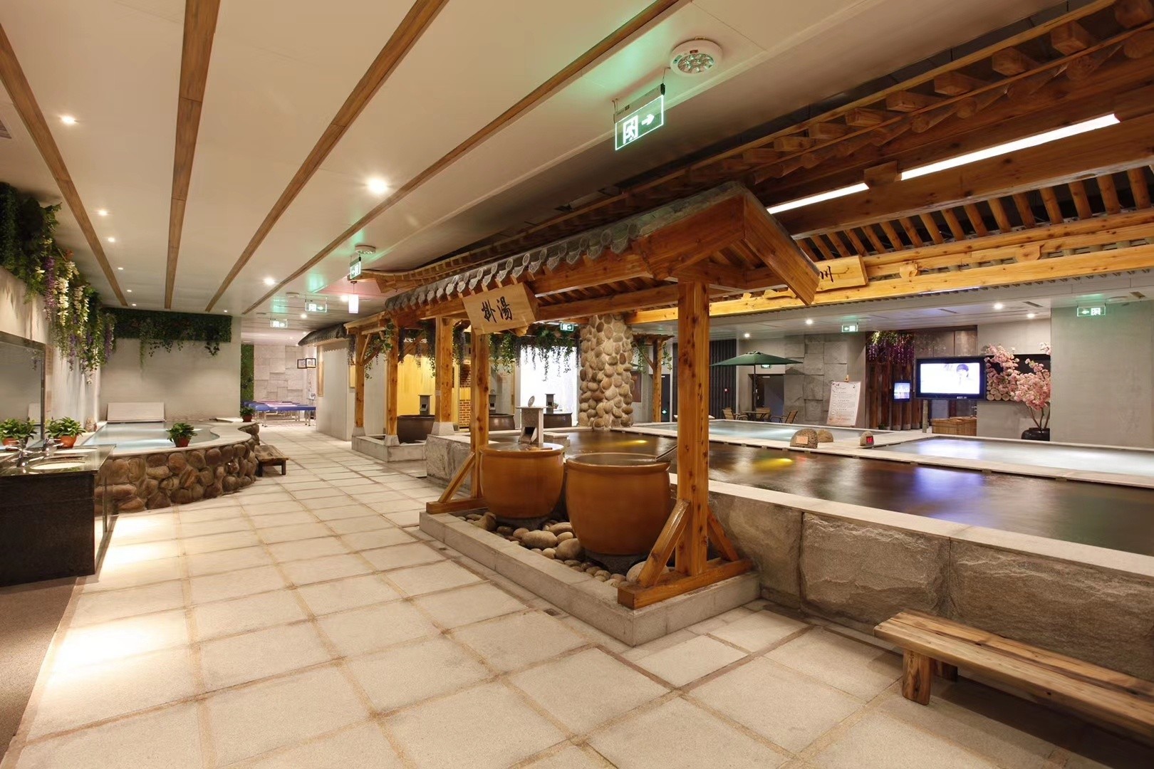 济州岛汤泉滂江店亲子门票72元儿童14米以下使用日期至6月30日节假日