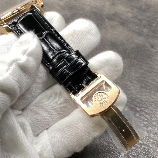 N万国IW504402真飞轮腕表！目前品质接近正品的陀飞轮手表。葡萄牙陀飞轮逆返系列  搭载订制版万国自主Cal．51900全自动真陀飞轮机芯，原装尺寸，直径44.2mm，厚度15.5 商品图10