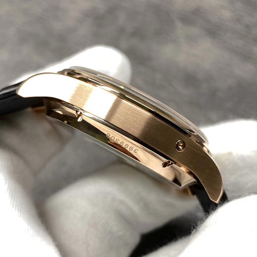 N万国IW504402真飞轮腕表！目前品质接近正品的陀飞轮手表。葡萄牙陀飞轮逆返系列  搭载订制版万国自主Cal．51900全自动真陀飞轮机芯，原装尺寸，直径44.2mm，厚度15.5 商品图12