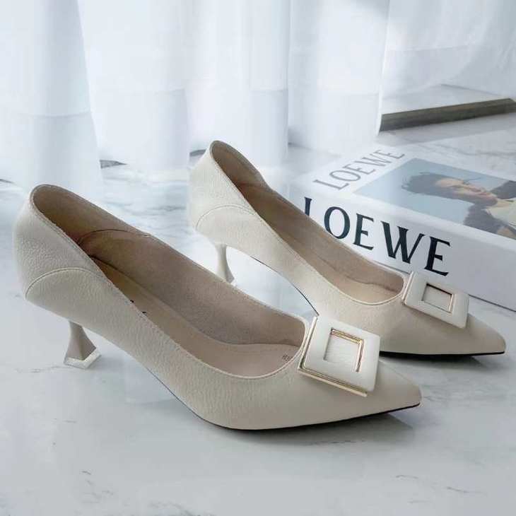 小曼优选时尚高跟鞋