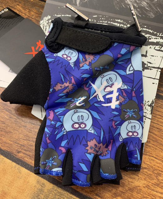 小鹰骑行套餐 防护护膝护肘+青少年骑行半指手套 商品图4