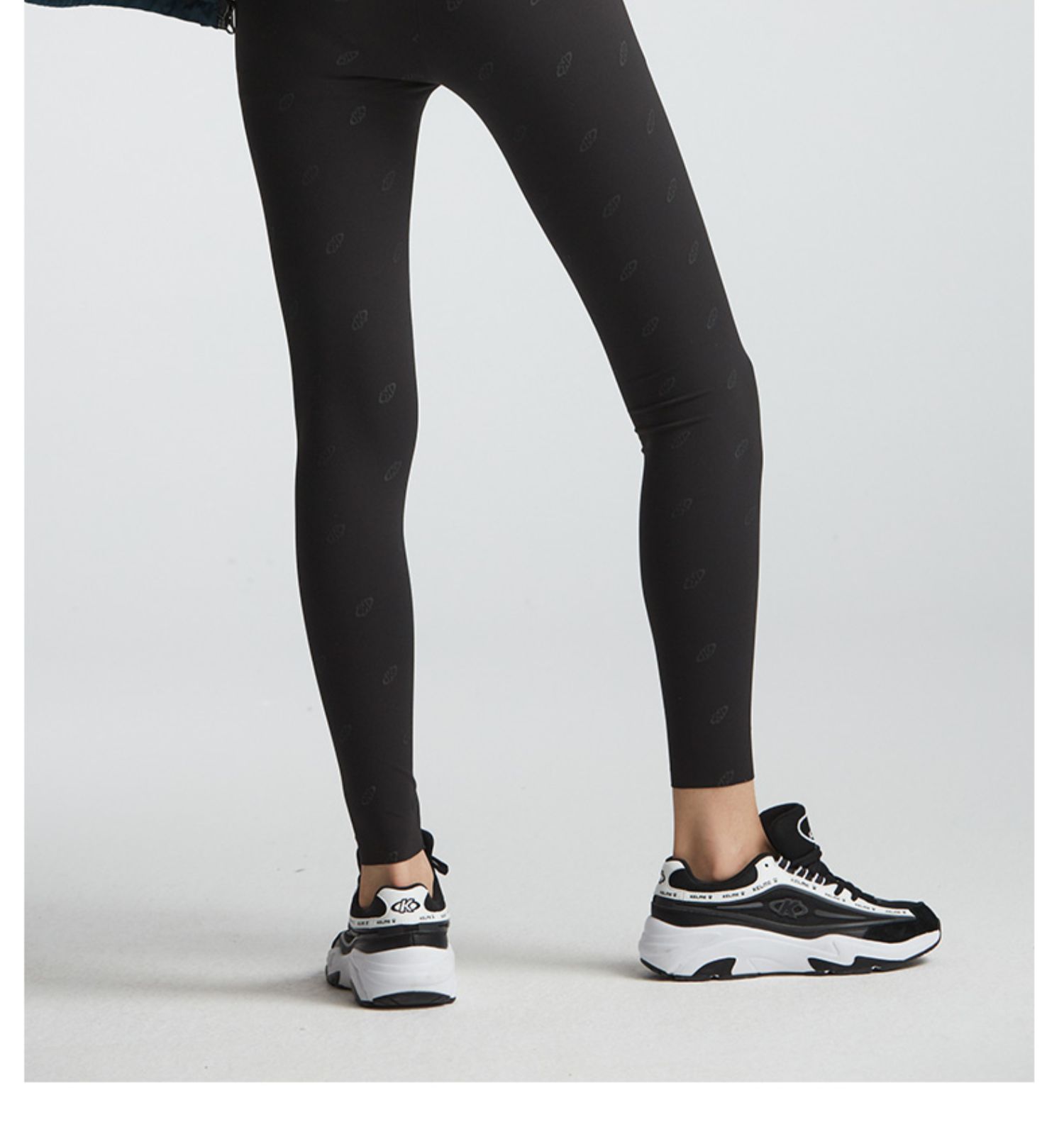 kelme卡尔美弹力紧身裤女九分裤可外穿打底裤显瘦字母印花小黑裤