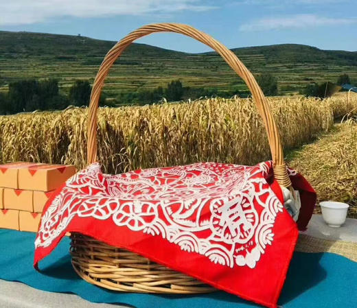 提篮老五仁月饼4斤装 满满的中国风 团圆月饼 商品图1