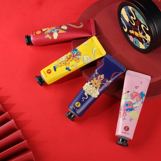 【限量礼盒】时物恋宫廷联名手足护理礼盒，皇家手部护理，宫廷文化，水润滋养，高定香气 商品图3