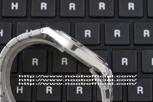 XF江shidan顿纵横四海2000V/120G-B122腕表，直径40mm，精钢表带，男士腕表，透底，自动上链机芯 商品图6