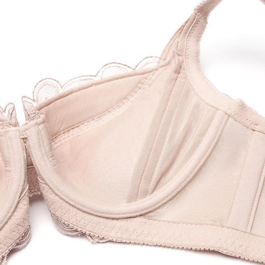 黛安芬triumph双月美型性感刺绣有钢圈衬垫内衣女薄文胸e003430