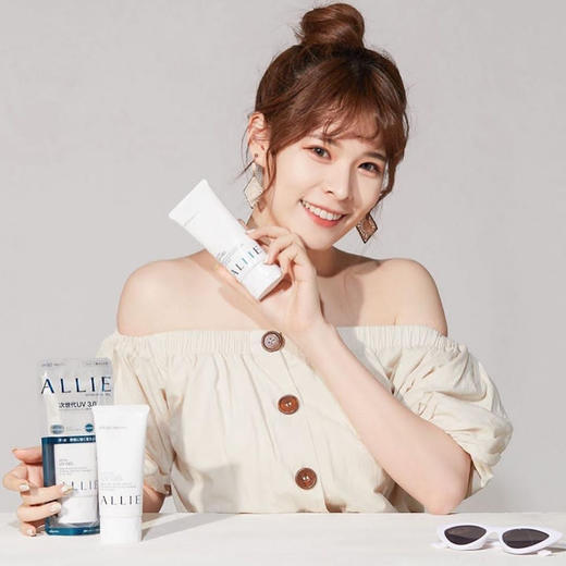 日本 Kanebo嘉娜宝 ALLIE倍护凝乳防晒霜SPF50+++ 90g 商品图1