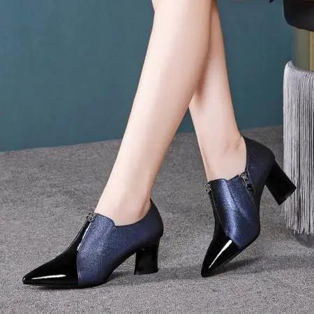 GLS7207真皮粗跟尖头时尚深口单鞋 商品图1