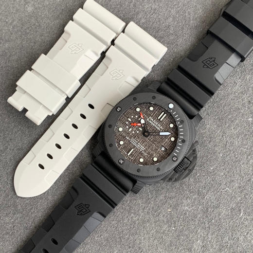VS沛纳海新品47MM PAM1039 扬帆破浪，突破规则！VS真正的帆布面盘，集精湛技术与优异性能于一身 商品图8